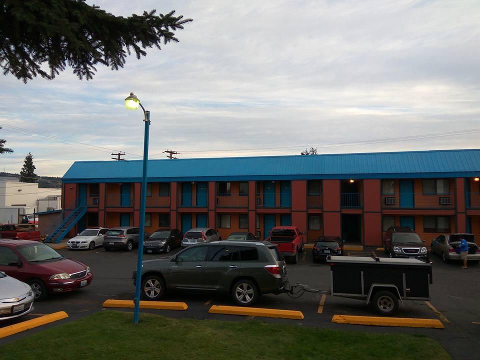 Motel West ベンド エクステリア 写真
