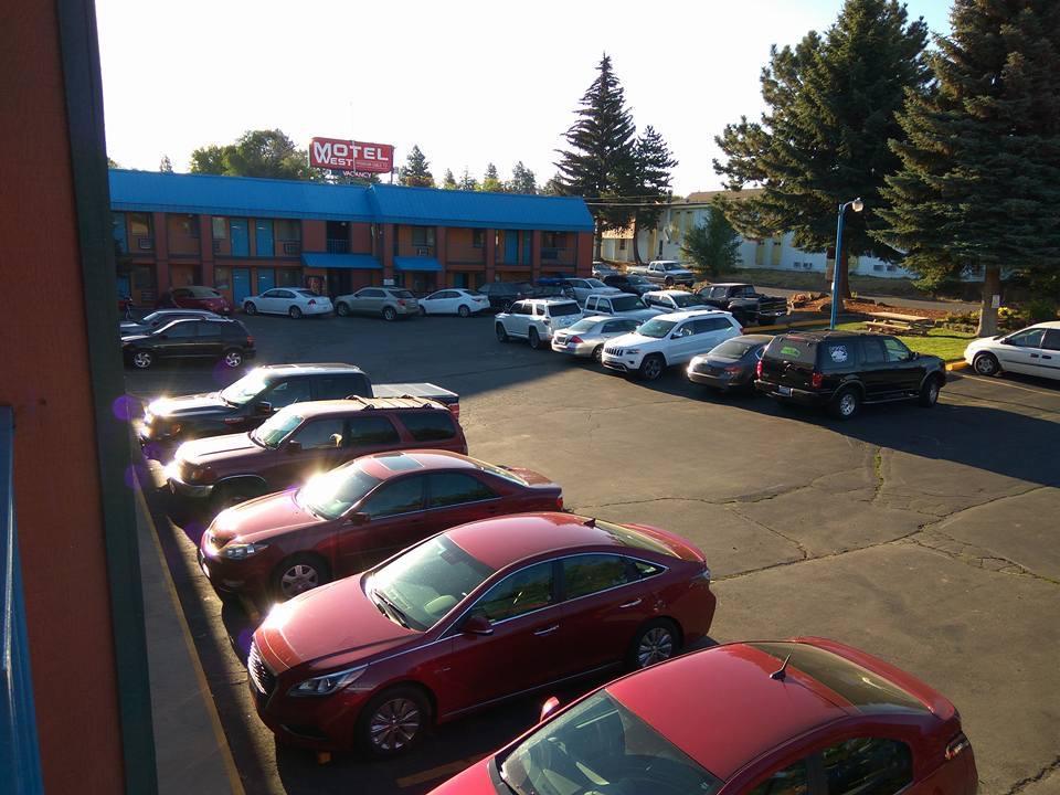 Motel West ベンド エクステリア 写真