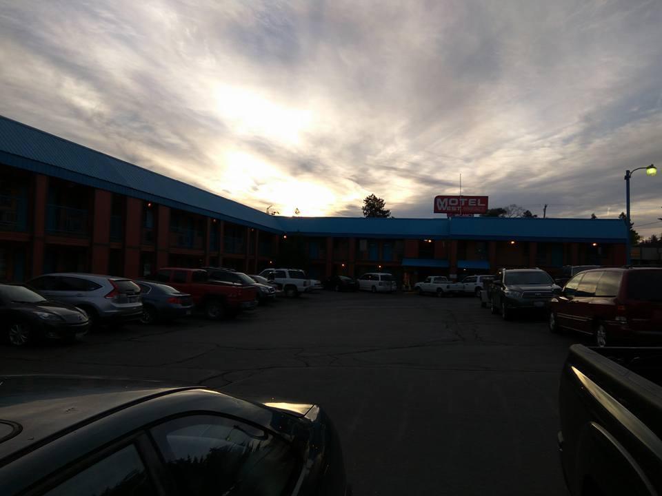 Motel West ベンド エクステリア 写真