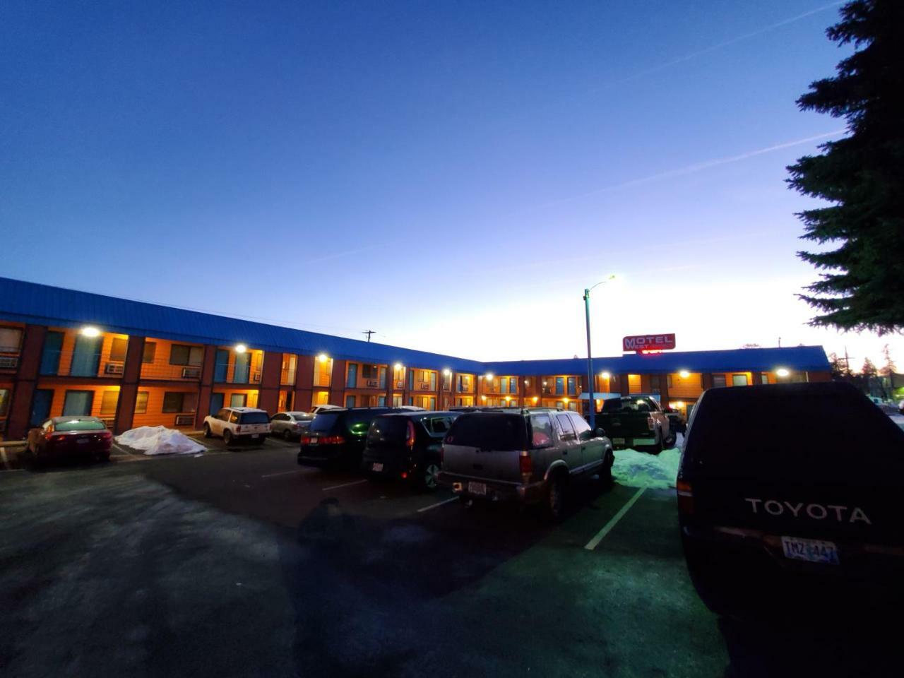 Motel West ベンド エクステリア 写真