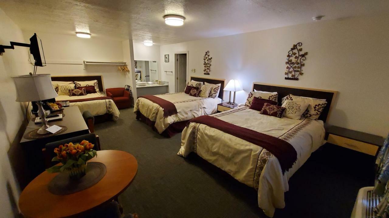 Motel West ベンド エクステリア 写真