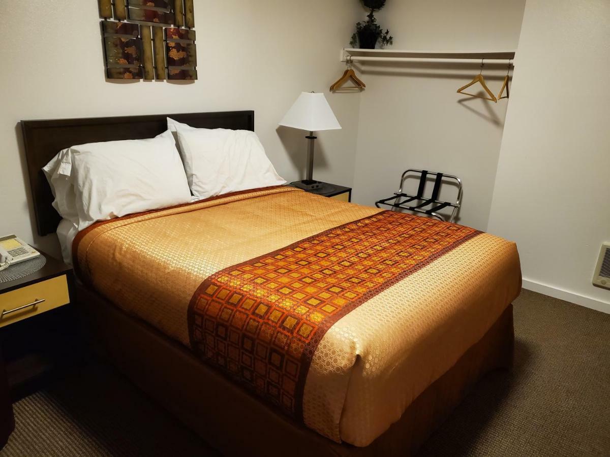 Motel West ベンド エクステリア 写真