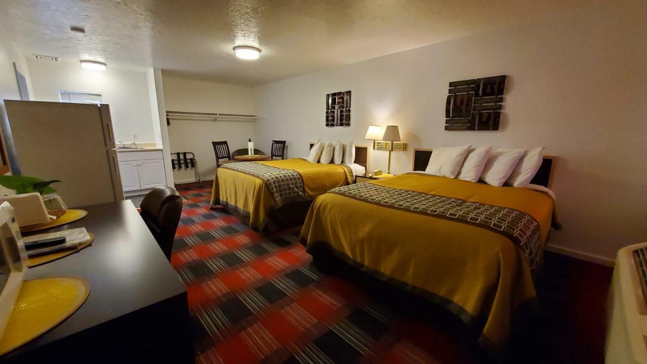 Motel West ベンド エクステリア 写真
