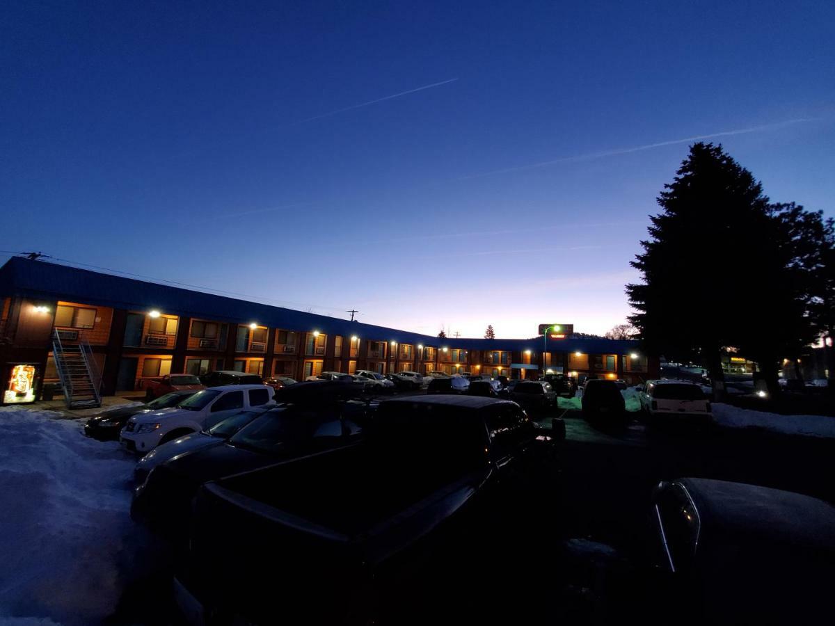 Motel West ベンド エクステリア 写真